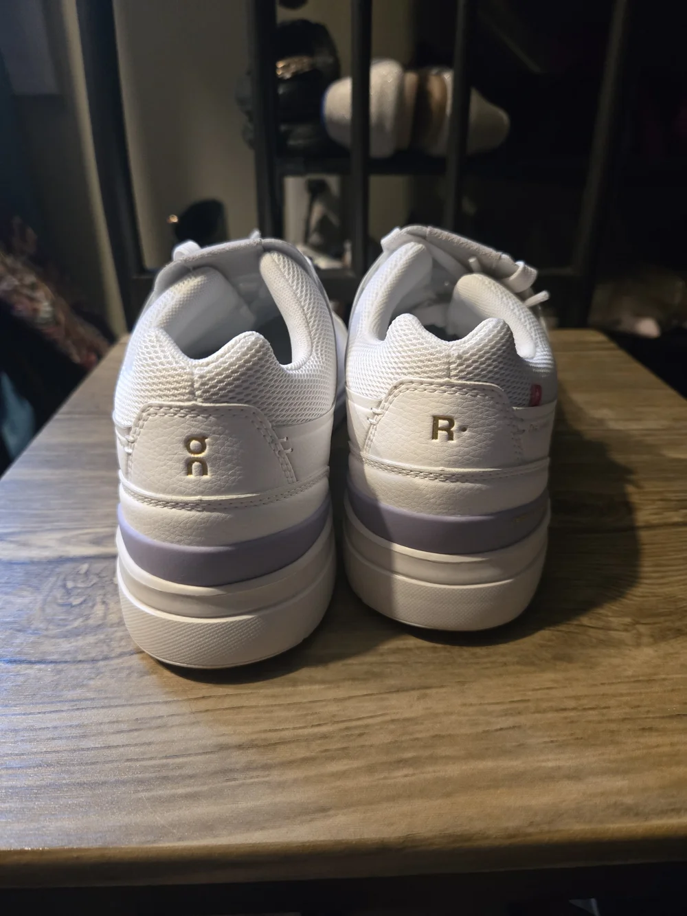 On Running Women’s White Low-Top Sneakers w/ Purple Accent Sz 10 New
